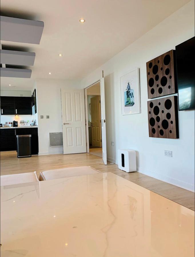 Beautiful Modern Sea-Side Apartment In The City Edynburg Zewnętrze zdjęcie
