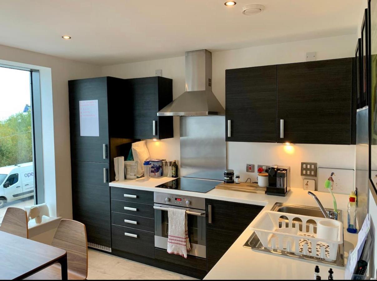 Beautiful Modern Sea-Side Apartment In The City Edynburg Zewnętrze zdjęcie